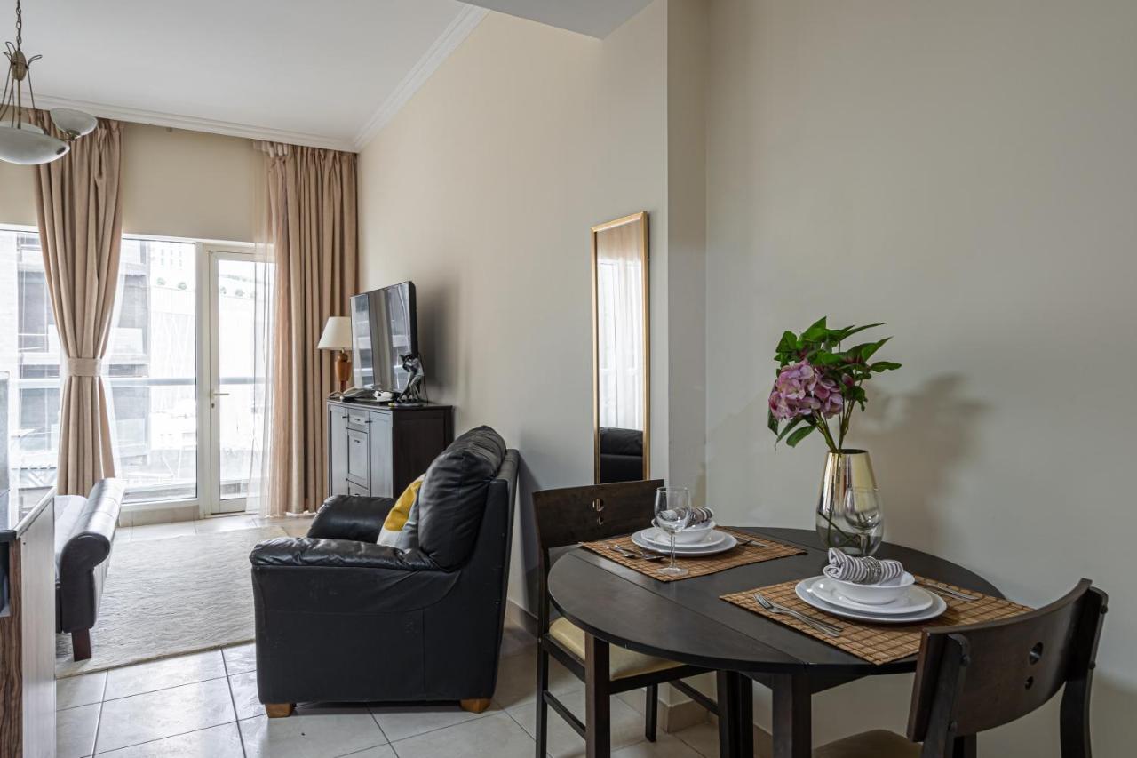 Higuests - Spacious Studio With City Views Near Dubai Mall Exterior foto